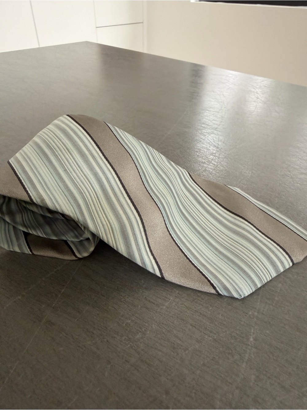 Hugo Boss Silver/Grey and Light Blue Striped Men's Tie